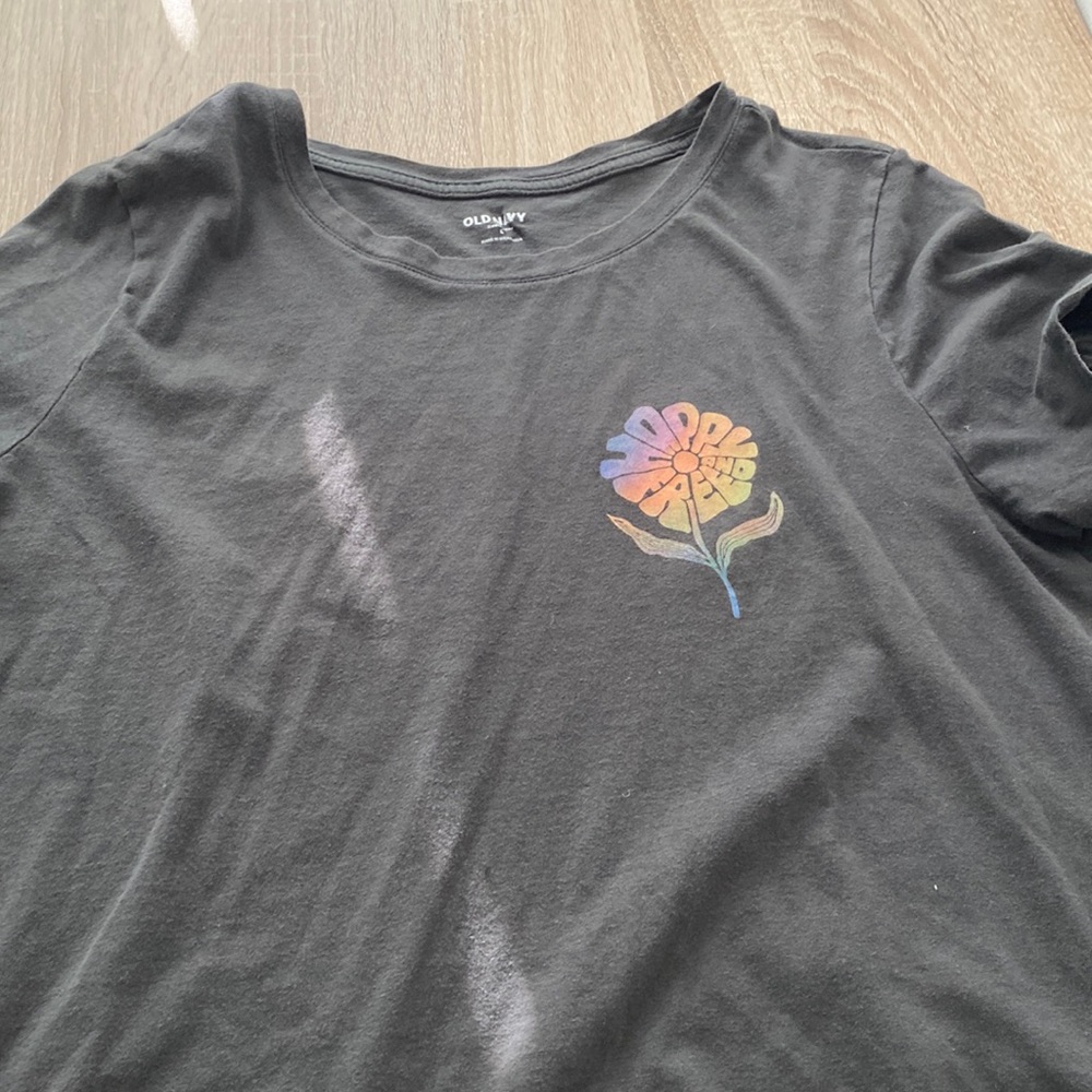 “Happy and free” shirt